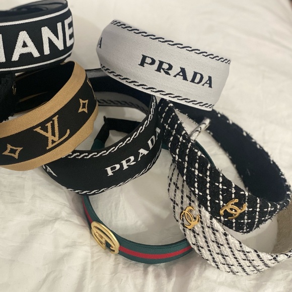 Cute White Headband 💞 - Picture 4 of 5